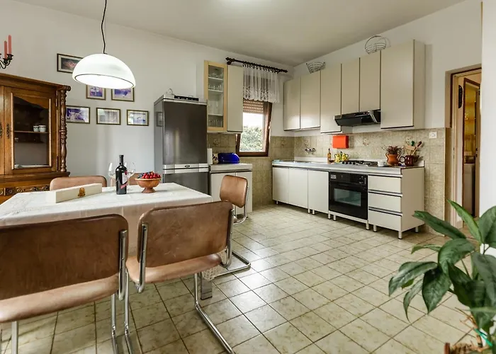 דירה Lauma זאדאר